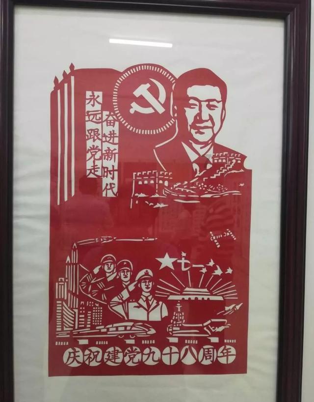 新生宝宝往往被按脚印，妈妈知道为什么吗，有哪几个作用？游戏画面